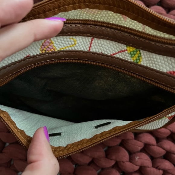 Umbrella Cross Body Purse - Picture 4 of 4